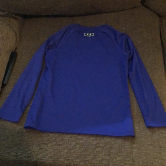 Girls long sleeve purple UA - Picture 3 of 4